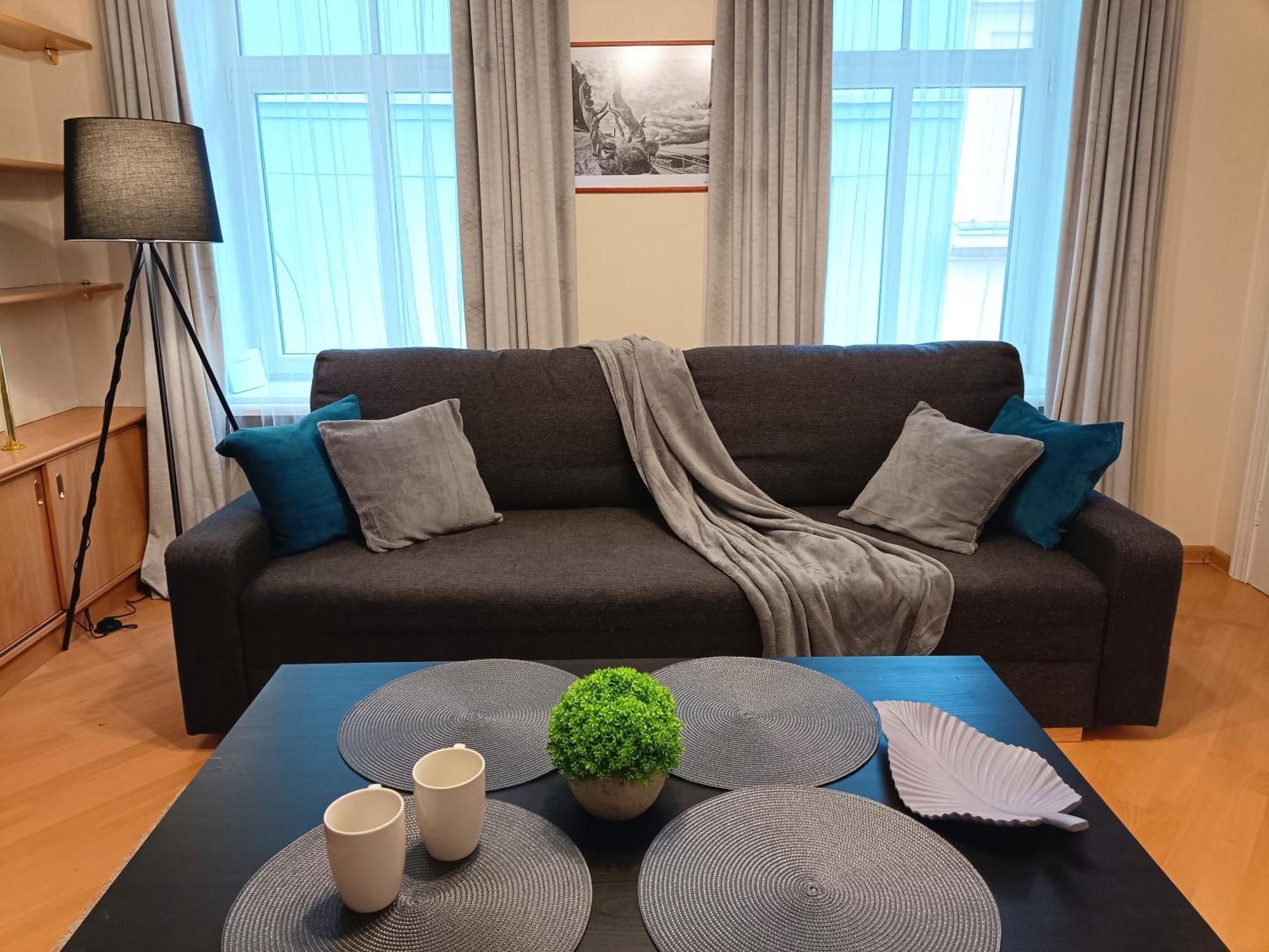 Two Bedroom Apartment In Old Town, Up To 6 Guests Riga Buitenkant foto
