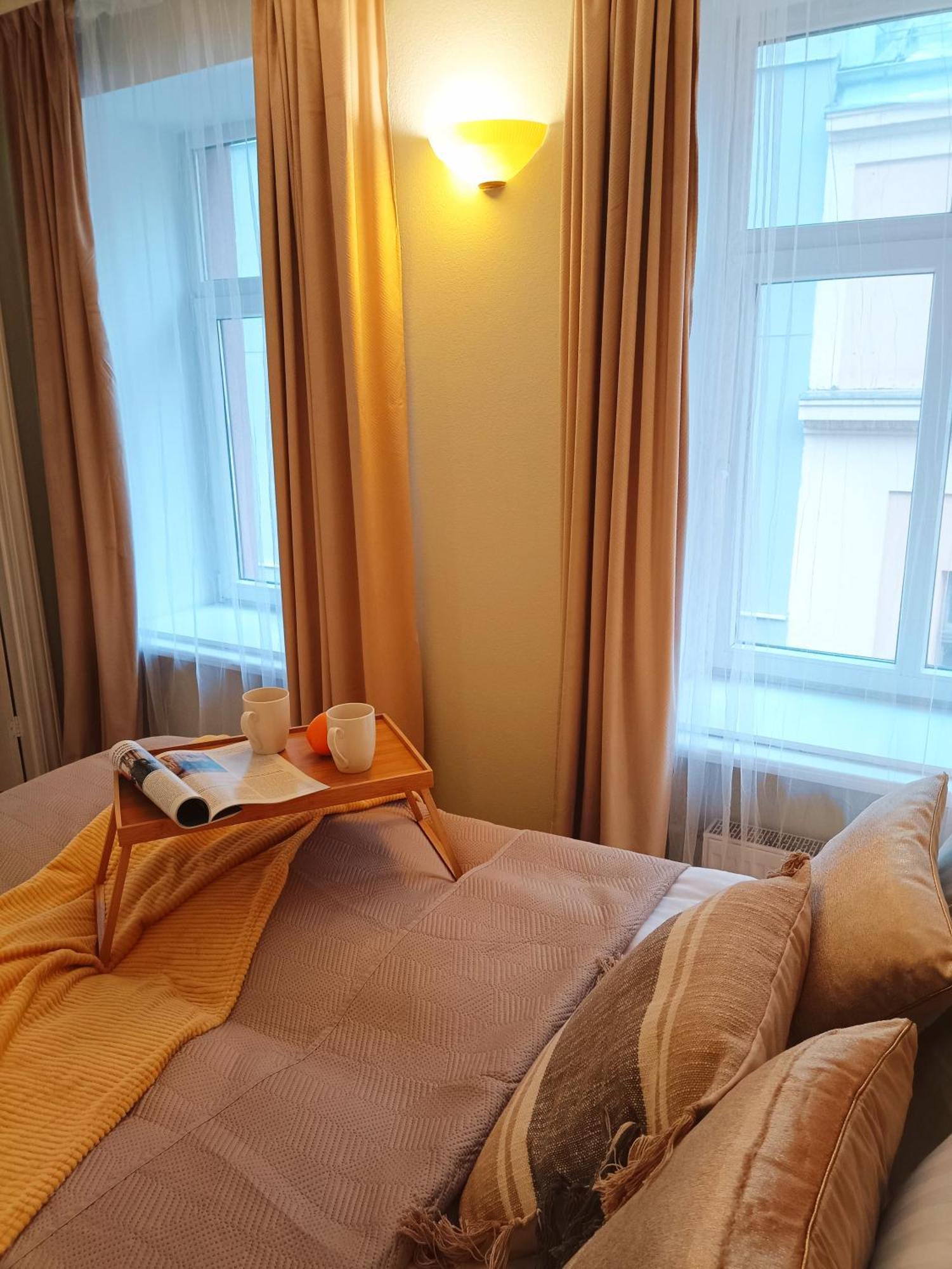 Two Bedroom Apartment In Old Town, Up To 6 Guests Riga Buitenkant foto